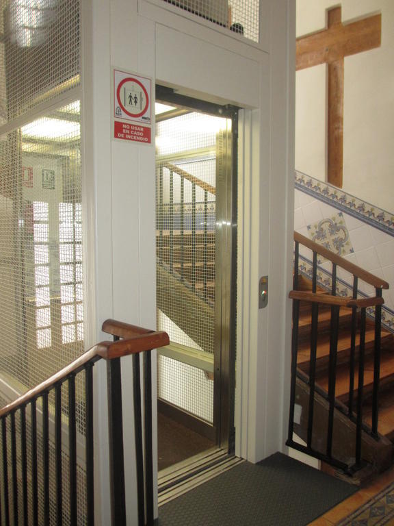 Hostal Pan America Madryt Zewnętrze zdjęcie